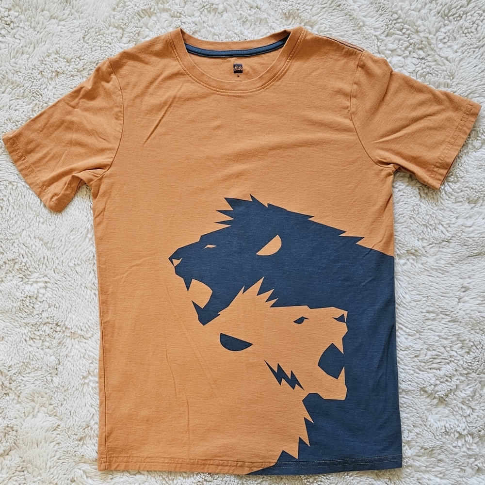 NWOT Tea Collection Cool Graphic Short Sleeve Tee Size 16 in Burnt Orange